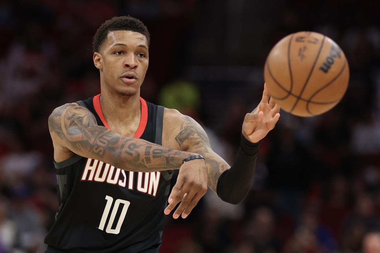 PG电子官方网站-单场9+7+4+1！火箭队23岁奇兵崛起：白菜价签约，变2阵第一核心